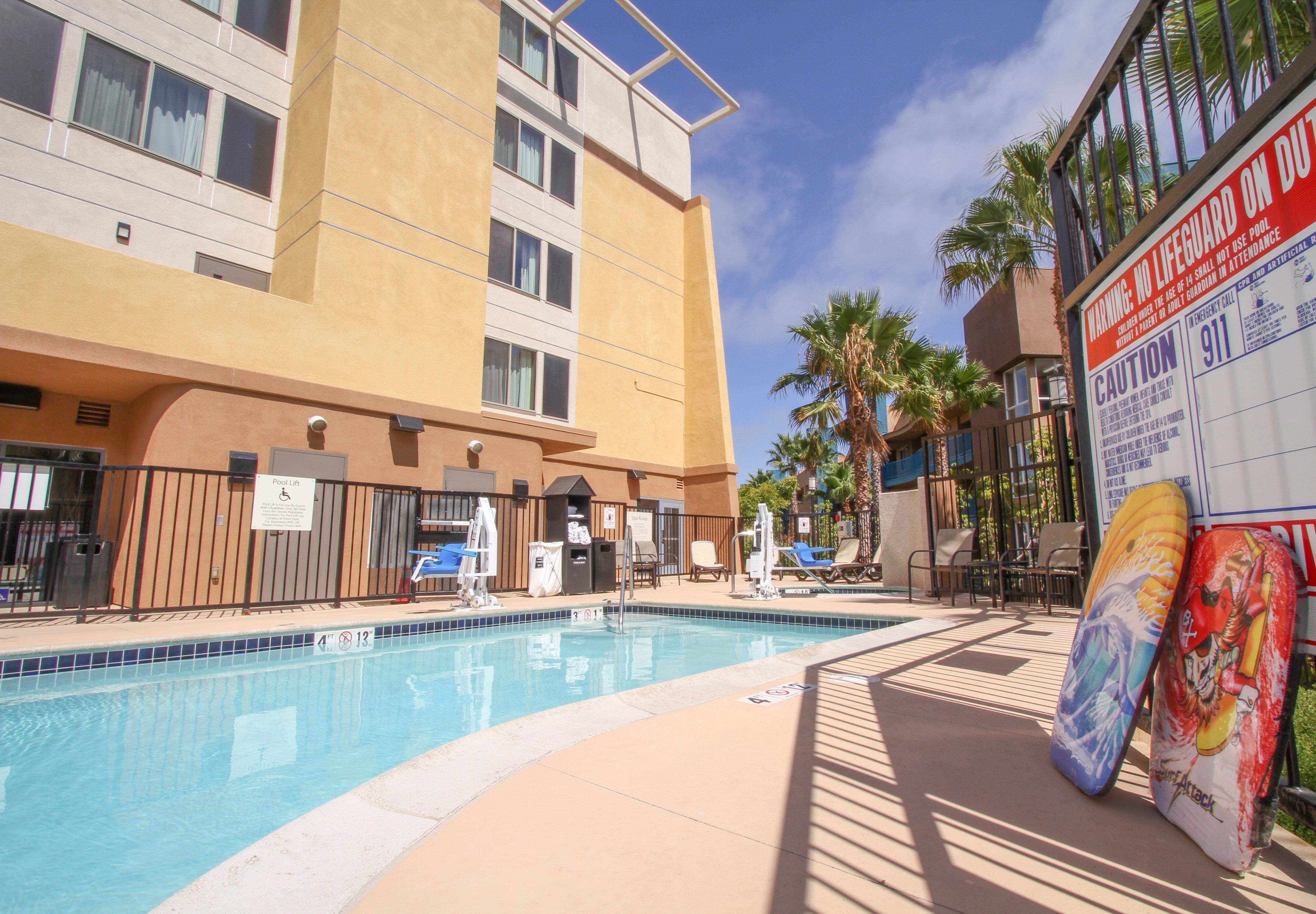 Holiday Inn Oceanside Marina Camp Pendleton By Ihg Eksteriør bilde