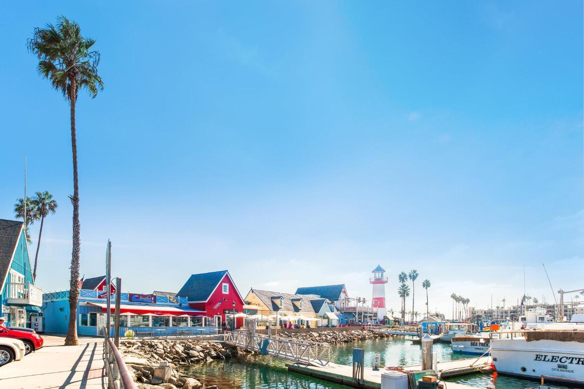 Holiday Inn Oceanside Marina Camp Pendleton By Ihg Eksteriør bilde